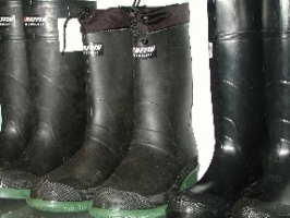missing: ../jpgs/b/tall_boots.jpg